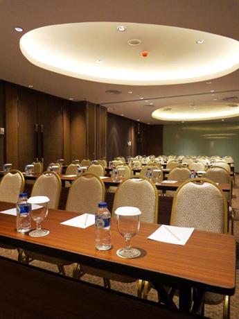 Soll Marina Hotel Serpong