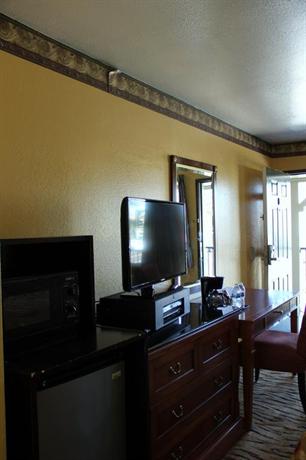 Continental Lodge