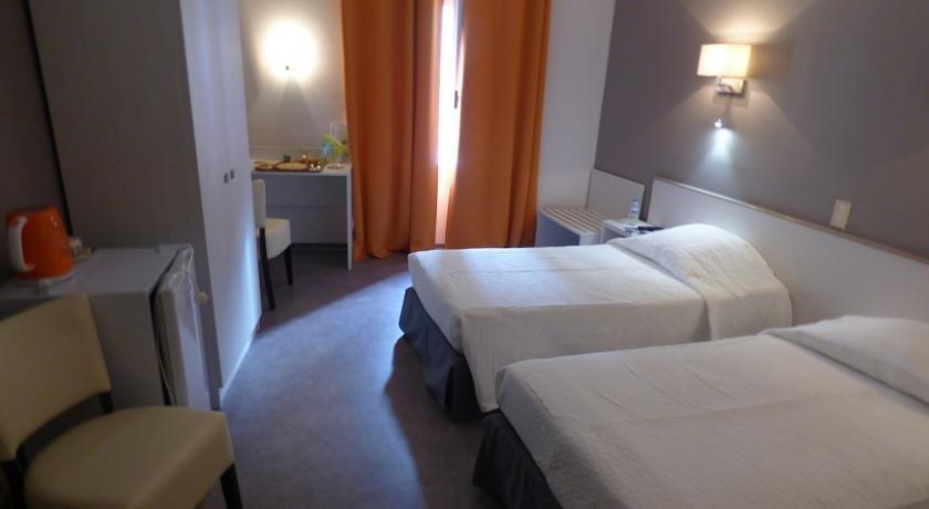Hotel du Centre Pierrelatte