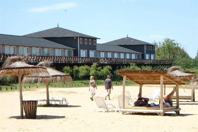 Howard Johnson Marinas & Resort