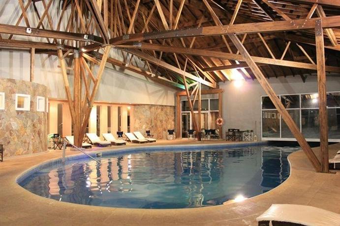 Howard Johnson Marinas & Resort