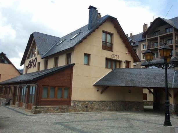 Eira Ski Lodge