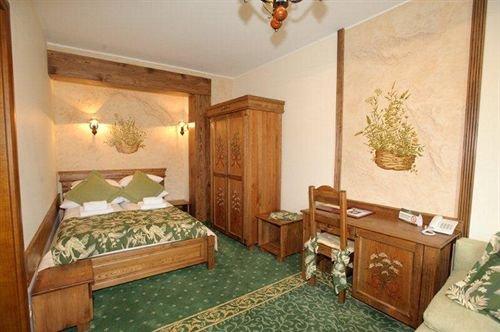 Hotel Carpatia Bieszczadzki Gosciniec