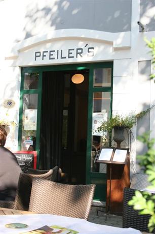 Pfeiler's Burgerstuberl - Hotel Leitersdorf im Raabtal Austria thumbnail