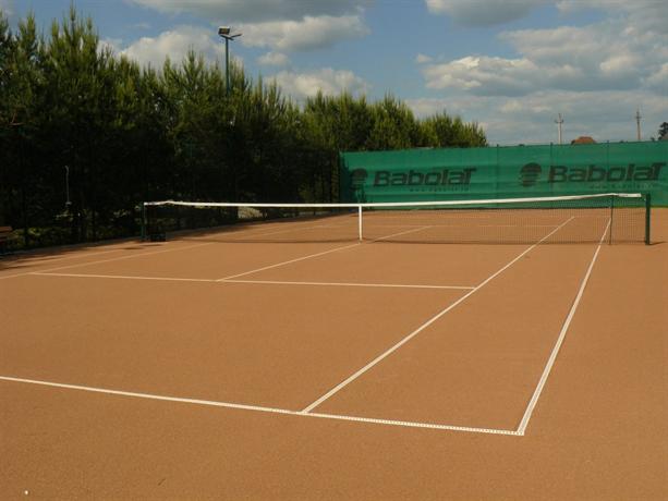 Velich Country Club