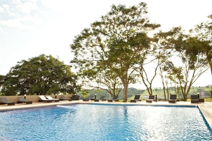 7 Saltos Resort