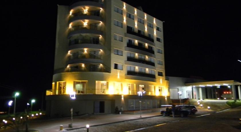 7 Saltos Resort