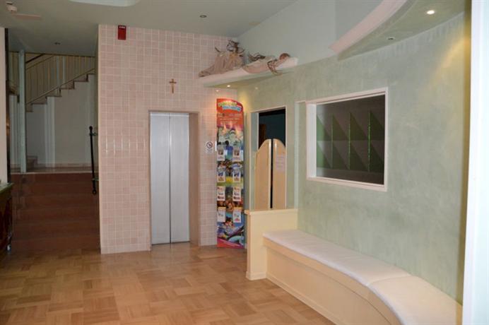 Hotel Holiday Cattolica
