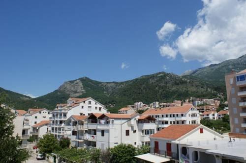 Zodiac Apartments Budva