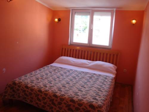 Zodiac Apartments Budva