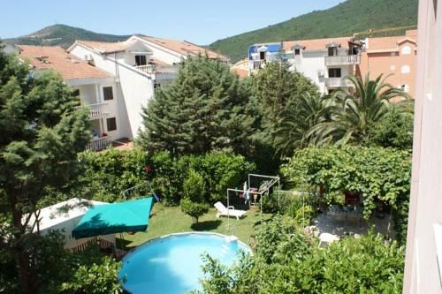 Zodiac Apartments Budva