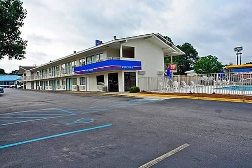Motel 6 Montgomery - East