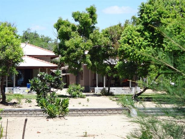 Nagenahira Beach Villa