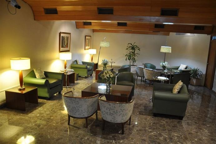 Hotel Solans Carlton