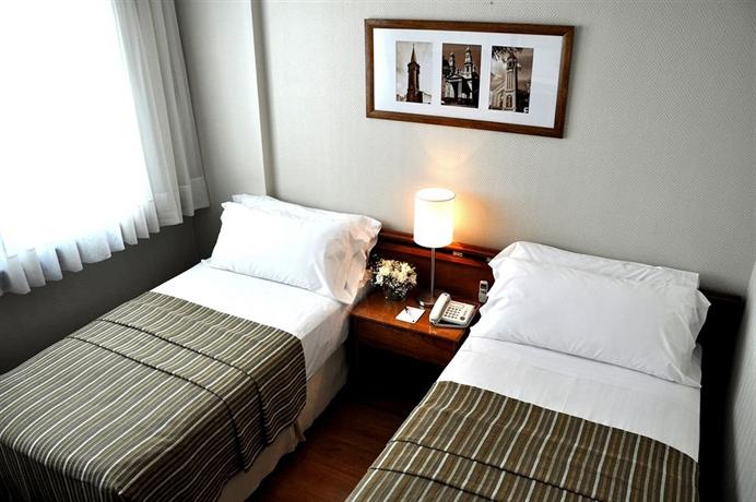Hotel Solans Carlton