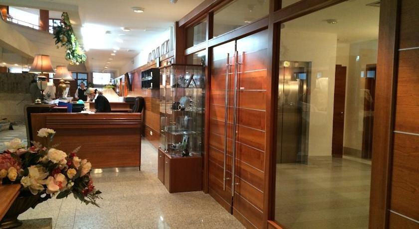 Гостиница Самотлор