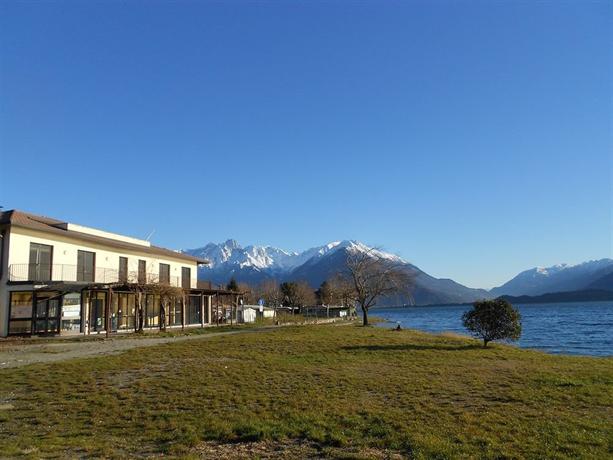 Lake Como Beach Lodge & Hostel