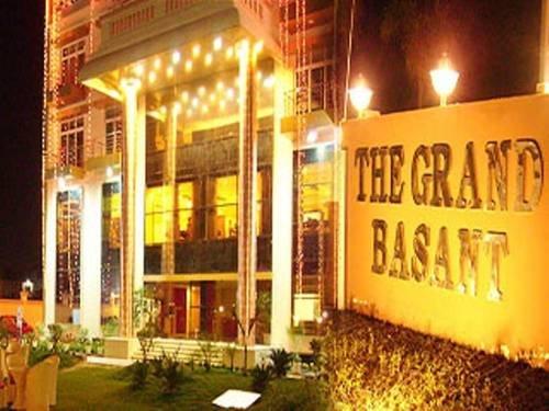Hotel The Grand Basant