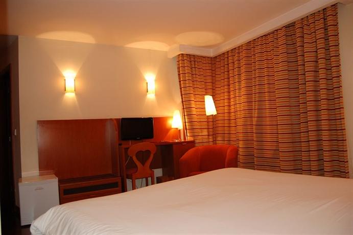 Hotel Central Parque Maia