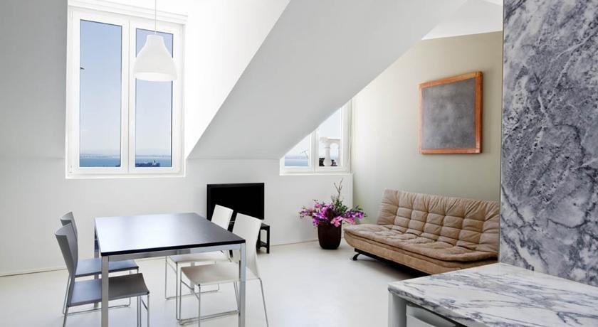 Alfama - Lisbon Lounge Suites