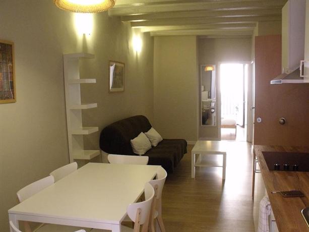 Barcelona Mercaders Apartments