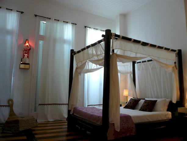 Aram Yami Boutique Hotel