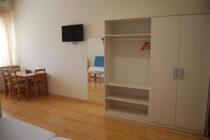 Apartamentos Turisticos Mediterraneo