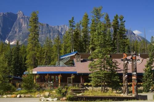 Sunwapta Falls Rocky Mountain Lodge Maligne Lake Canada thumbnail