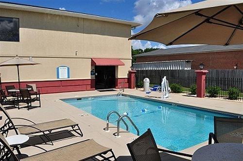 Country Inn & Suites by Carlson Monroeville - dream vacation