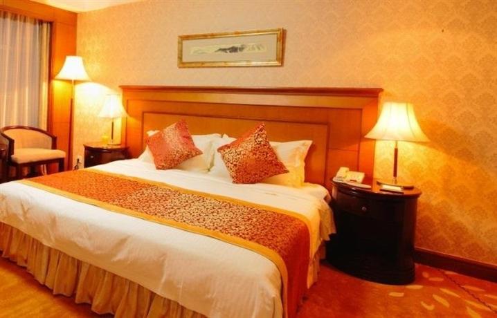 Central Plaza Hotel Dalian