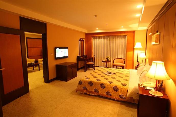 Central Plaza Hotel Dalian