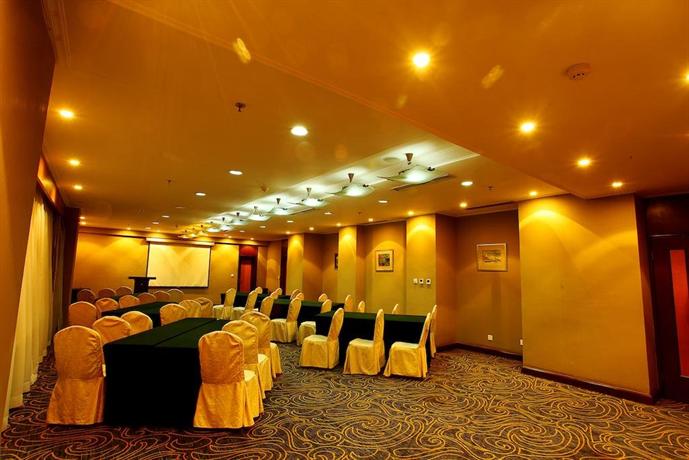 Central Plaza Hotel Dalian