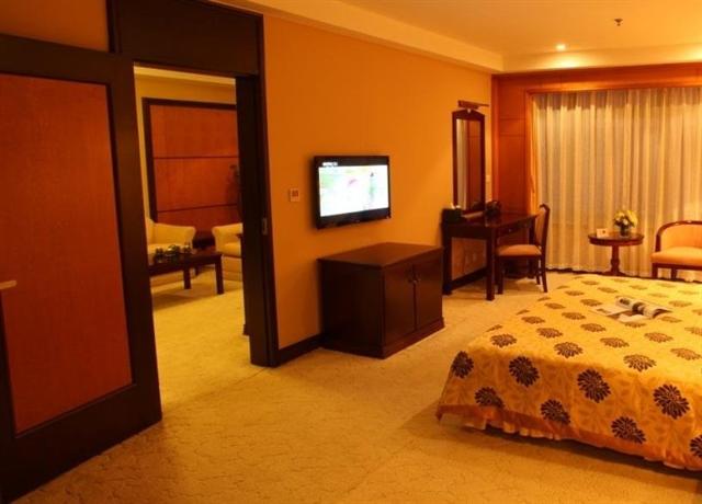 Central Plaza Hotel Dalian