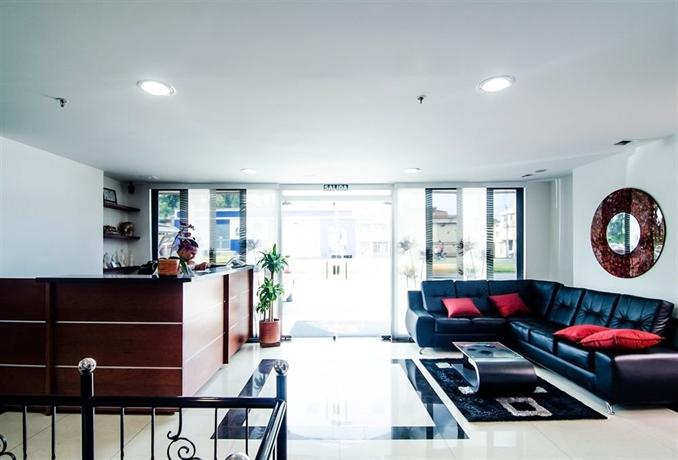 Hotel Parque 63