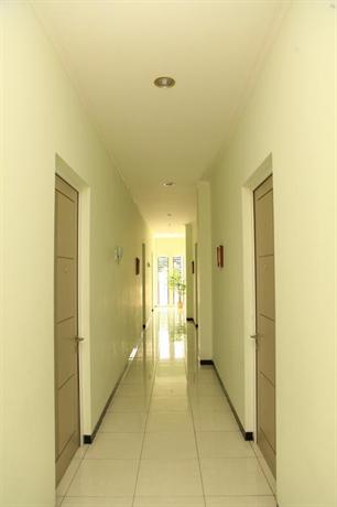 Arya Graha Hostel