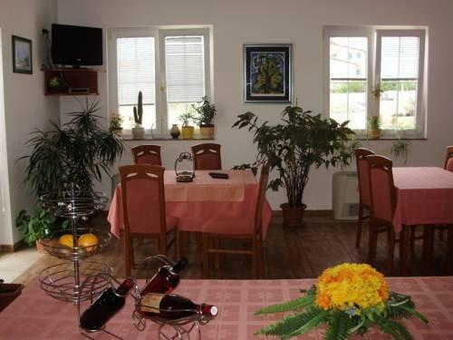 Bed & Breakfast Jugo