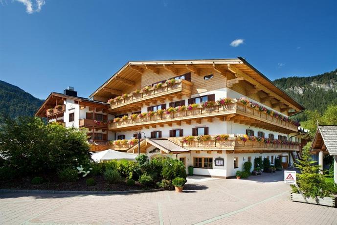 Hotel Schorhof Saalfelden Austria thumbnail