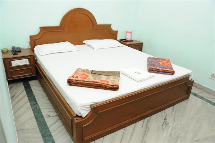 Lloyds Guest House Krishna Street T Nagar