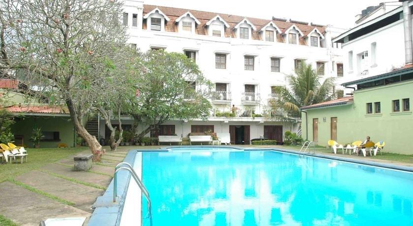Queen's Hotel Kandy