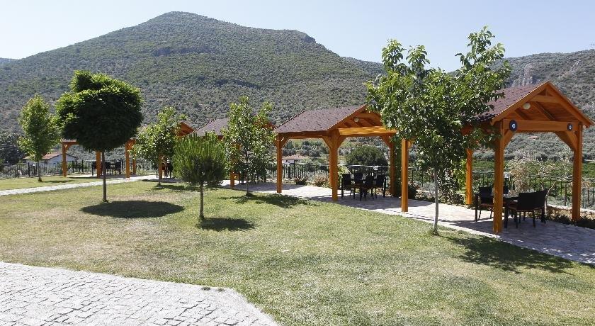 Natureland Efes Pension