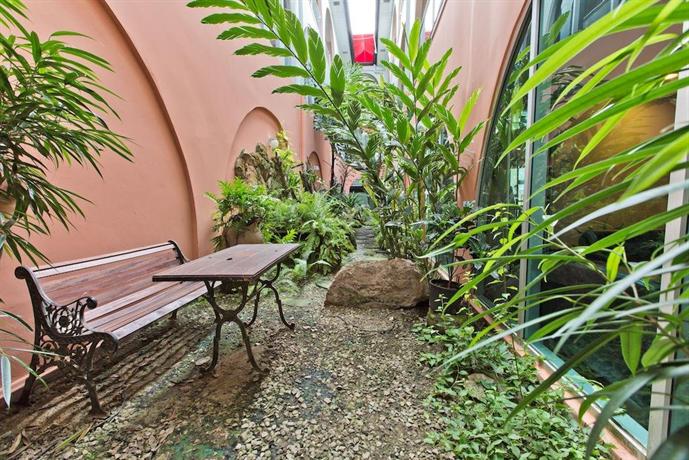 Queens Hotel Paramaribo