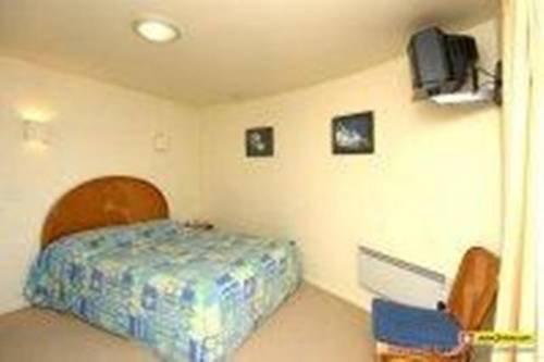 City of Sails Motel
