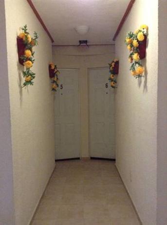Los Arcos Suites Isla Mujeres