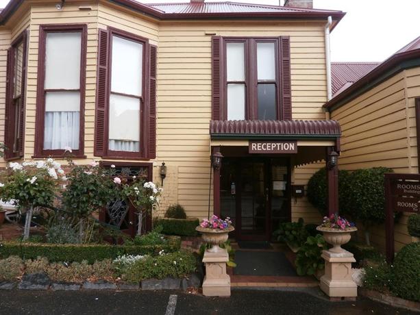 Central Springs Inn