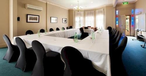 Central Springs Inn