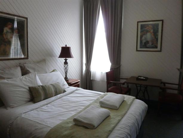 Central Springs Inn