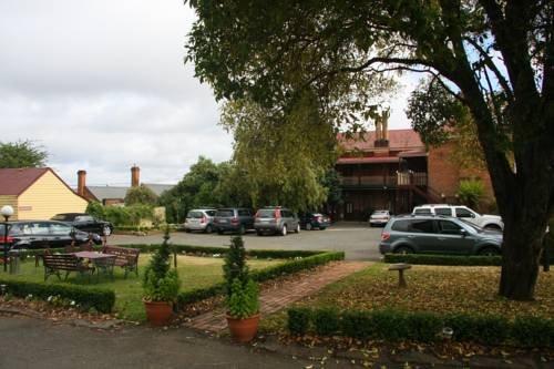 Central Springs Inn