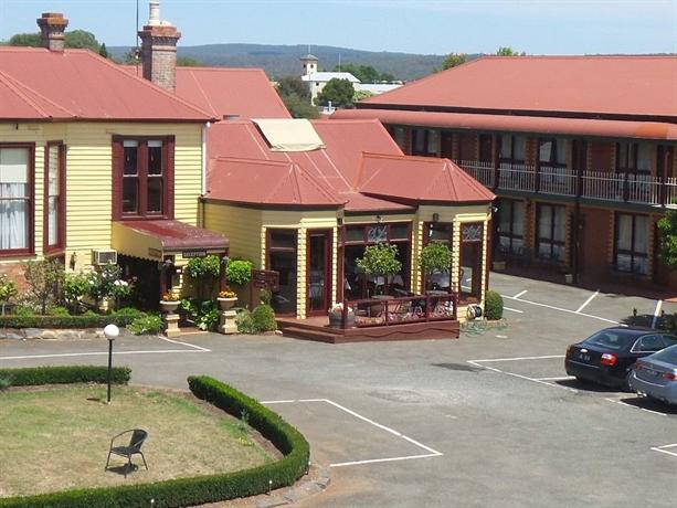 Central Springs Inn