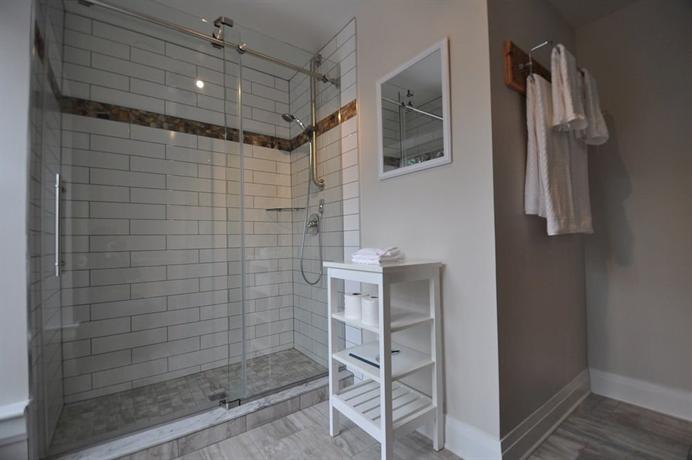 Kemptville Suites