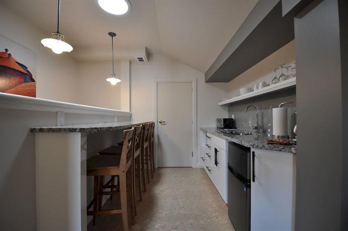 Kemptville Suites